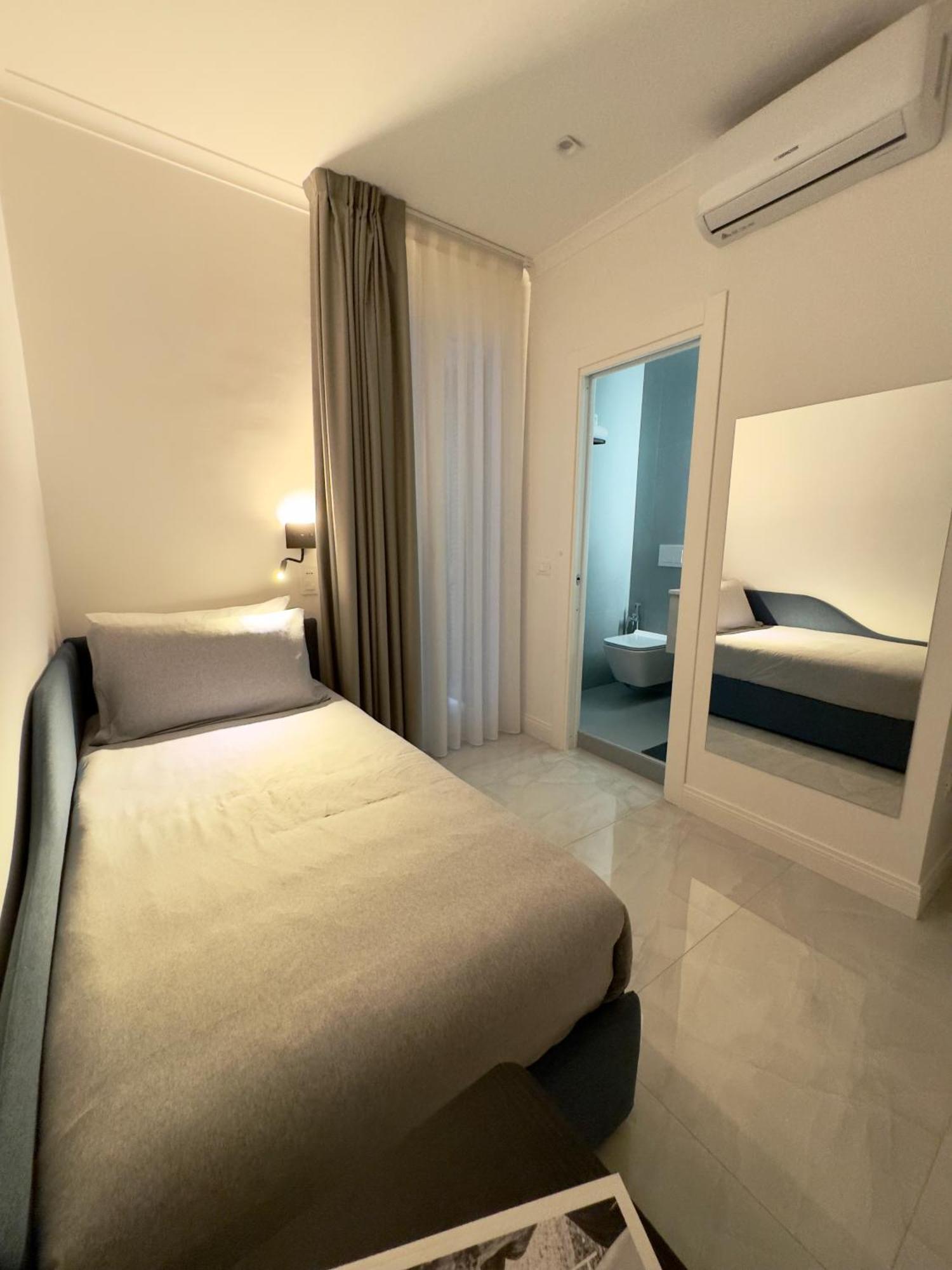 Carafa Rooms Naples Exterior photo