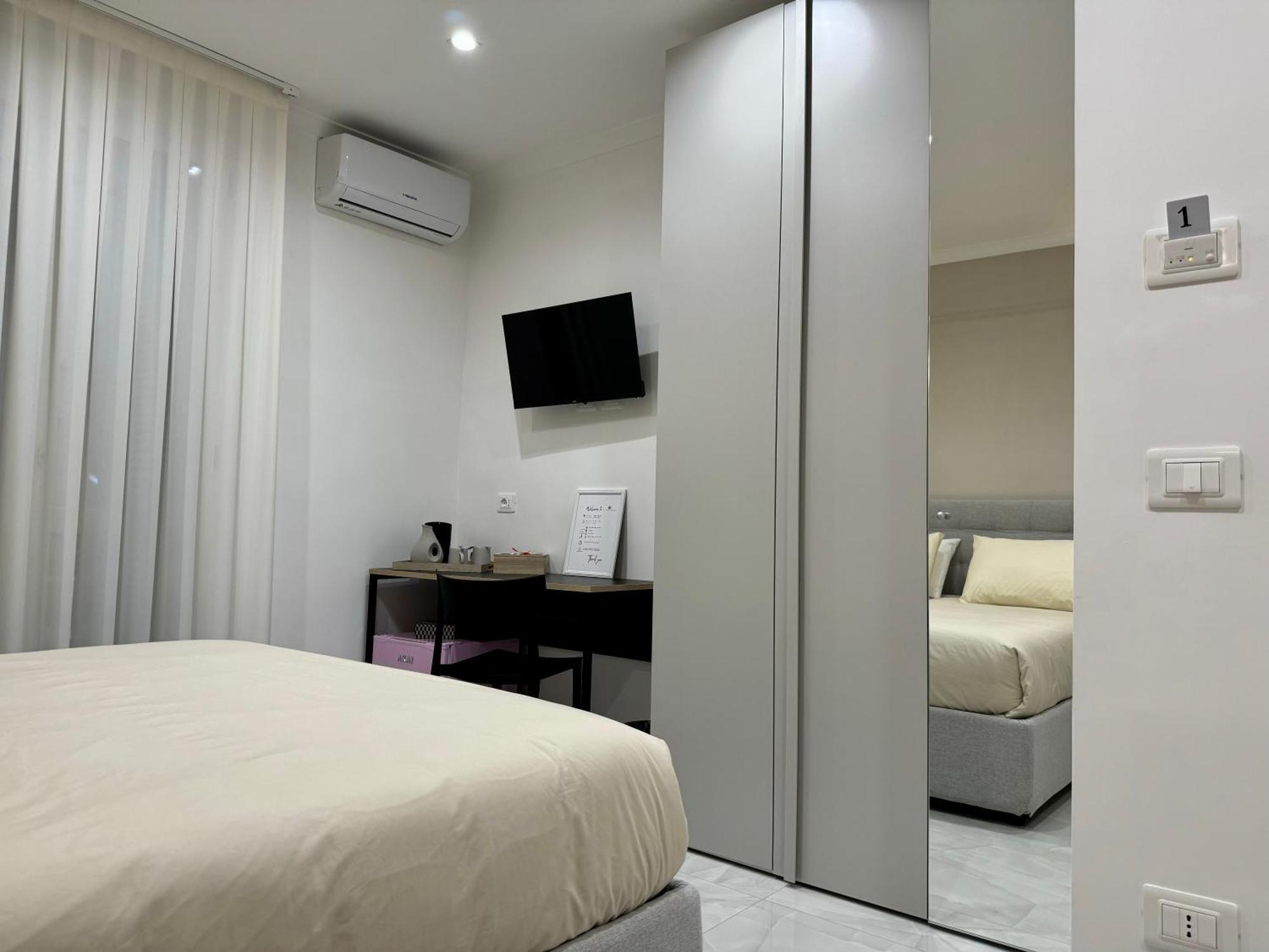 Carafa Rooms Naples Exterior photo